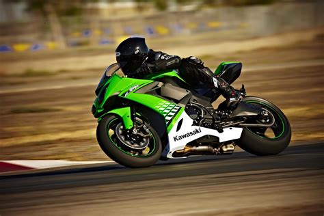 2010, Kawasaki, Ninja, Zx 10r Wallpapers HD / Desktop and Mobile Backgrounds