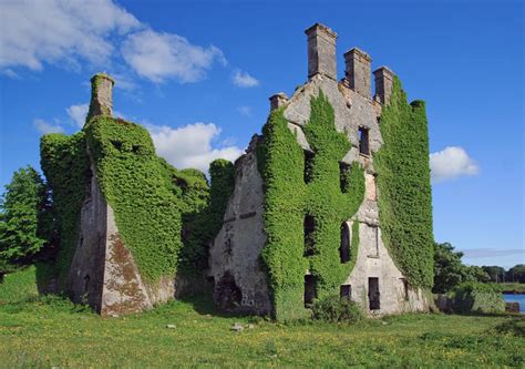 The Best Castles To Visit In Galway - Discover Walks Blog