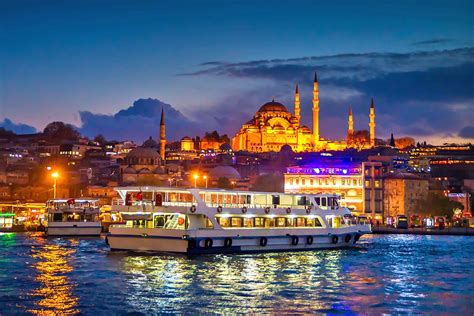 Bosphorus Dinner Cruise|Istanbul Dinner Cruise|Busbhorus dinner Cruise with Turkish Night