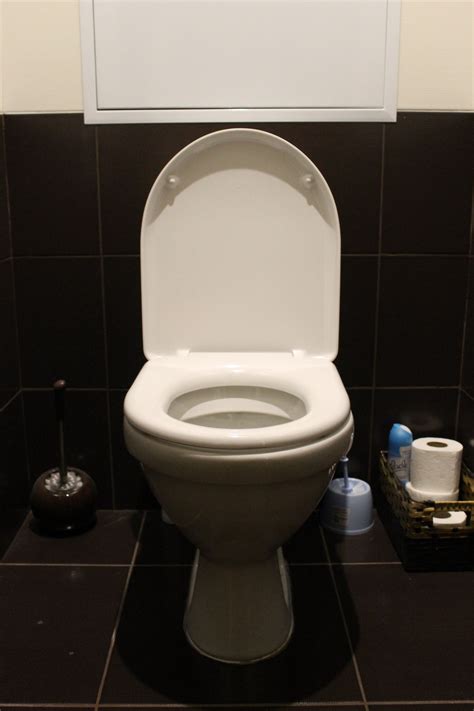 Free Images : wheel, ceramic, sink, room, circle, bathroom, product, wc, urinal, purely, public ...