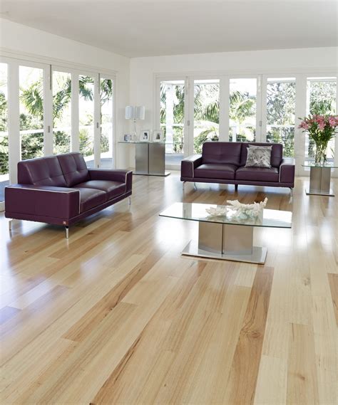 Light Oak Flooring Ideas – Idalias Salon