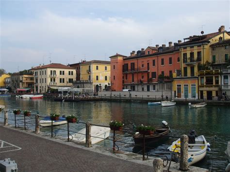 A Rough Guide to Lake Garda in Italy : Things to Do in Peschiera del Garda | WanderWisdom