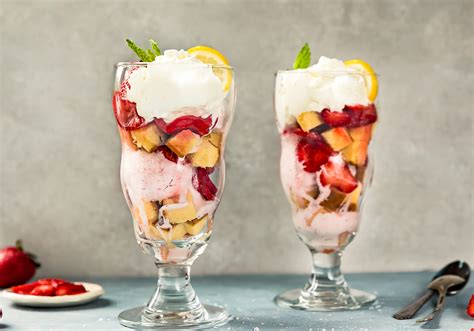 Strawberry Ice Cream Sundae Recipes