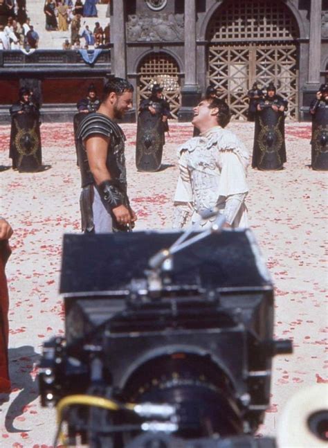 Behind-the-scenes of 'Gladiator' (2000) Gladiator 2000, Gladiator Movie ...