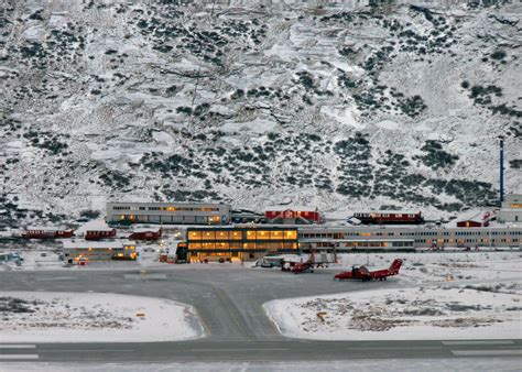 Hotel Kangerlussuaq, near the airport | Travel pictures, Travel ...