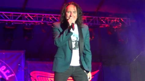 STEVE AUGERI (Journey) "Don't Stop Believin'" Woodstock, CT 9/2/17 LIVE - YouTube