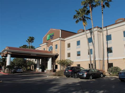 Affordable Hotel in Brownsville, TX | Holiday Inn Express & Suites Brownsville