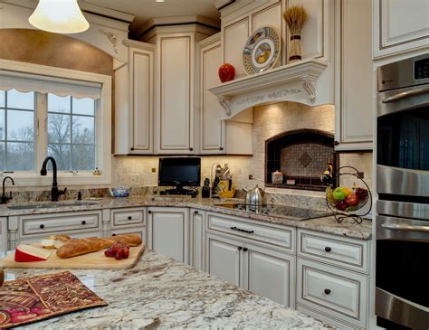 Travertine & Slate Backsplash - Traditional - Kitchen - Baltimore - by ...