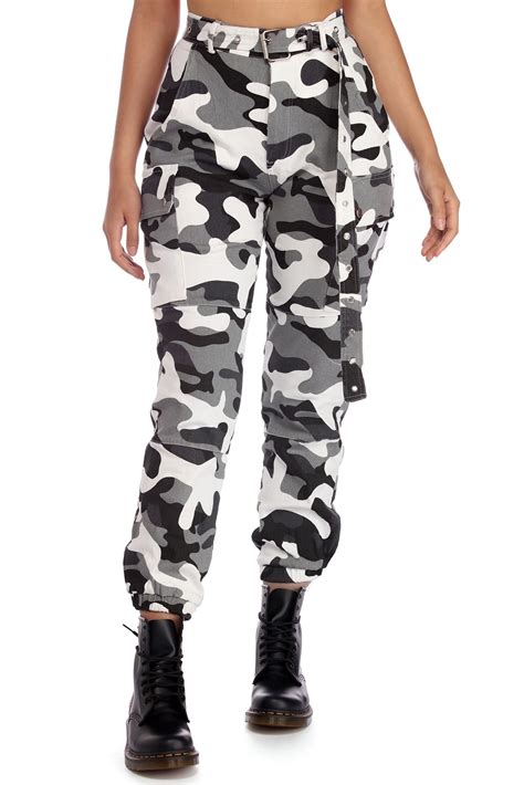 Camouflage Pants - Combine pants with camouflage pattern correctly Camouflage Pants final sale ...