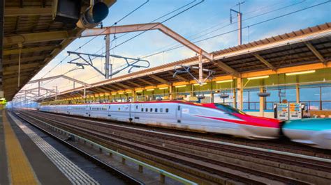 130+ Hayabusa Shinkansen Photos Stock Photos, Pictures & Royalty-Free Images - iStock