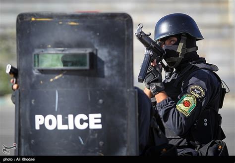 Photos: Iran Police elite forces hold exercise