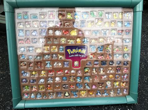 Complete Pokemon Figurine Collection : gaming