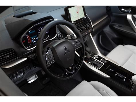 2023 Mitsubishi Eclipse Cross: 72 Interior Photos | U.S. News