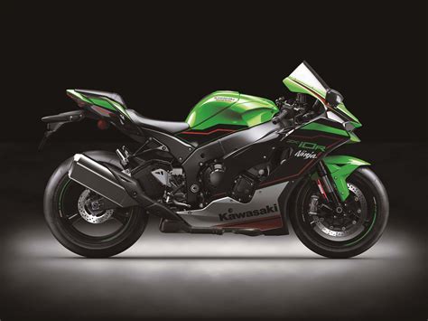 Another Refresh Comes with the 2021 Kawasaki Ninja ZX-10R - Asphalt ...