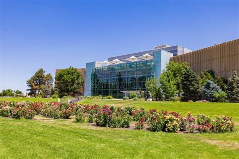 Sunny View of the Denver Museum of Nature and Science Editorial Stock ...