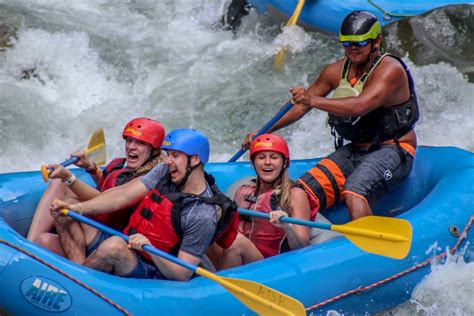 Manuel Antonio Tours, Whitewater Rafting, Kayaking and more