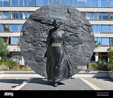 Statue of mary seacole hi-res stock photography and images - Alamy