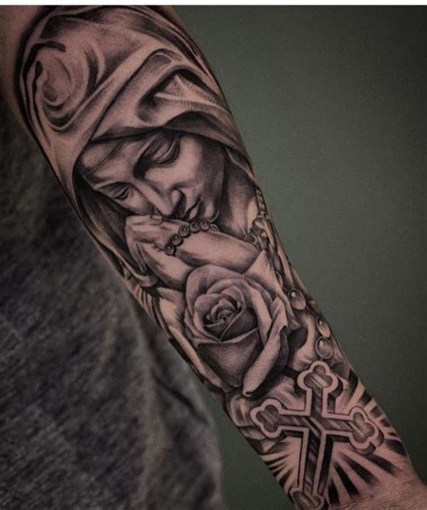 25+ best ideas about Virgin Mary Tattoos on Pinterest | Mary tattoo ...