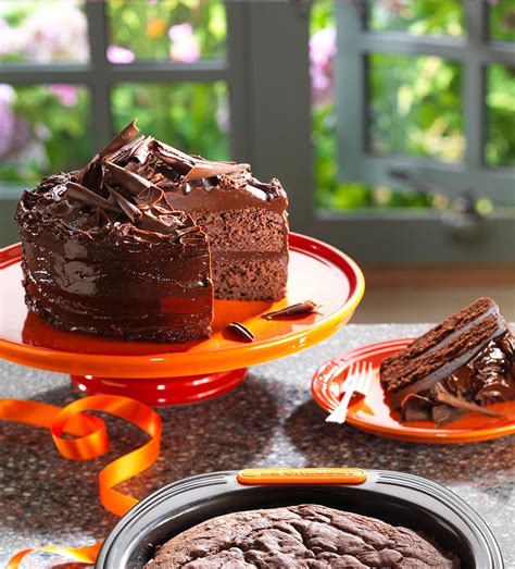 Chocolate Celebration Cake with Chocolate Curls - Le Creuset Recipes