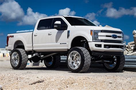 Miami Cowboy – Lifted Ford F250 Platinum by Wheels Boutique