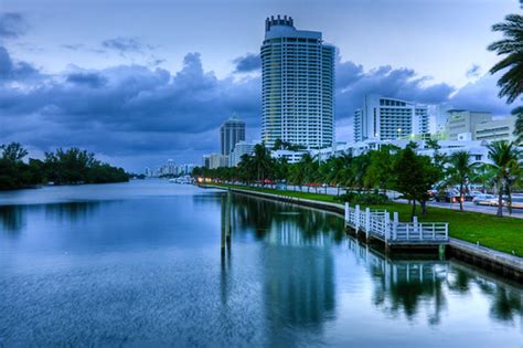 Miami Beach Fountain Bleau Hotel | Fountain Bleau resort in … | Flickr