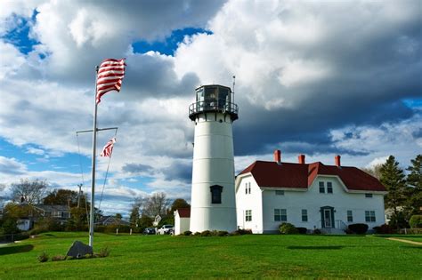 A Famous Lighthouse in Chatham, Massachusetts – Chatham Light | Tourico Vacations | Tourico ...