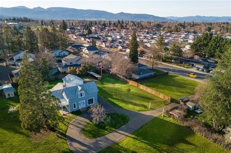 Medford, OR Real Estate & Homes for Sale | realtor.com®