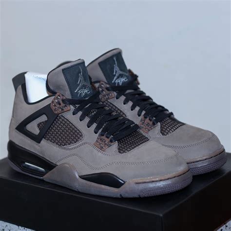 Get a closer look at @travisscott’s "Olive" Cactus Jack x Air Jordan 4 ...