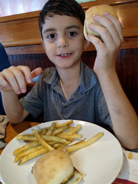 Kids Eat Free At Applebee's During The Month Of June | # ...