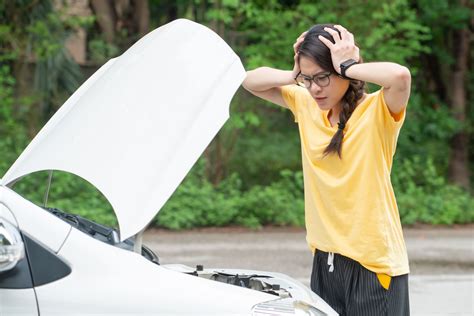 Car Breakdown: Here are 5 Major Signs to Look Out For