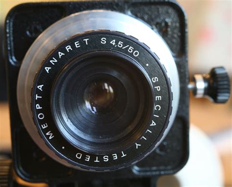 Enlarger lens for macro