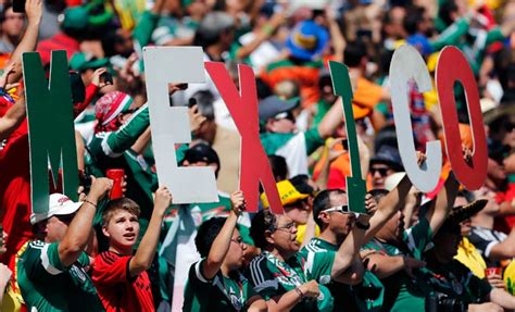 MEXICO NATIONAL SOCCER SUPPORTER GROUPS AND FANS | SportsTwo