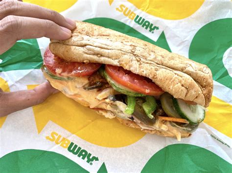 How to Order a Healthy Sandwich at Subway | Clean Plates