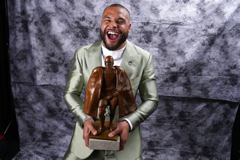 Dak Prescott, Dallas Cowboys Quarterback, Receives 'Walter Payton Man Of The Year' Award ...