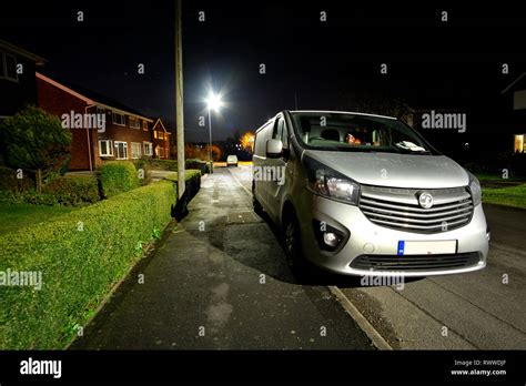 Urban street scene at night Stock Photo - Alamy