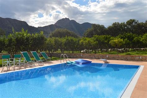 AGRITURISMO BARONE MACRI - Updated 2019 Farmhouse Reviews (Locri, Italy) - TripAdvisor