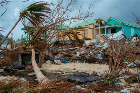 Hurricane Maria's Aftermath: Photos Reveal Devastation on Caribbean ...