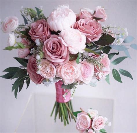 Buquê de flores com tons de rosa Bridal Bouquet Pink Roses, Dusty Rose ...