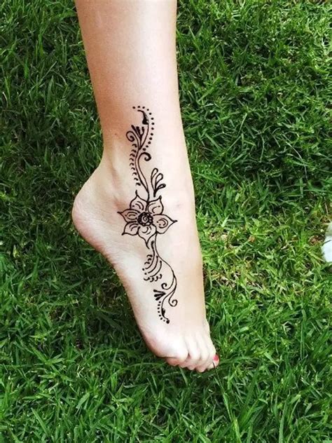 17+ Henna Leg Tattoo - UmerKasiemobi