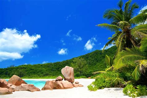 14 Best Beaches in Seychelles - Holiday Parrots