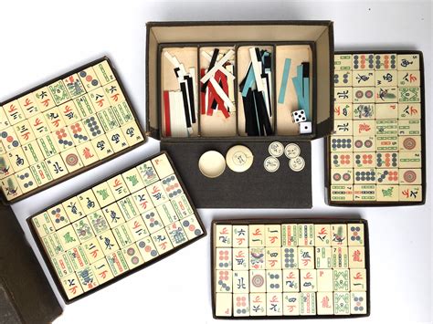 Antique Mahjong Set for sale | Only 2 left at -70%