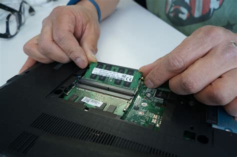 How to upgrade your laptop's RAM | PCWorld