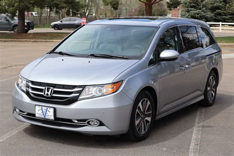 2016 Honda Odyssey Touring Elite | Victory Motors of Colorado