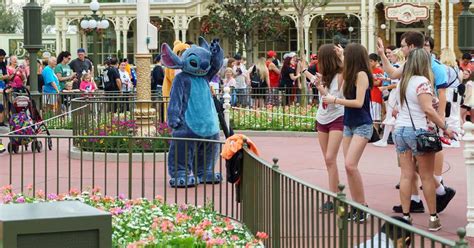 Stitch meet and greet in Town Square at the Magic Kingdom