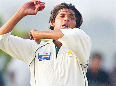 Former Pakistan Pacer Mohammad Asif Accuses Waqar Younis Of Cheating To Get Reverse Swing