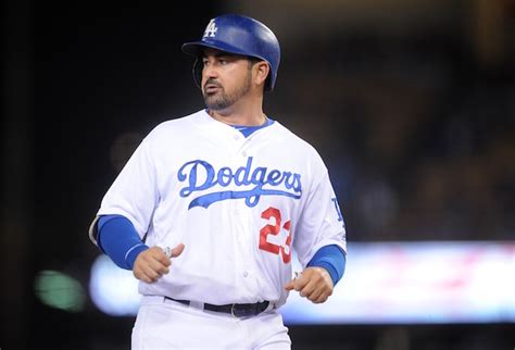 Dodgers News: Adrian Gonzalez Reveals Herniated Disc Injury - Dodger Blue