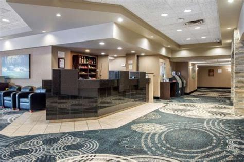 Clarion Hotel & Suites Brandon, Manitoba, Canada - Reservations.com