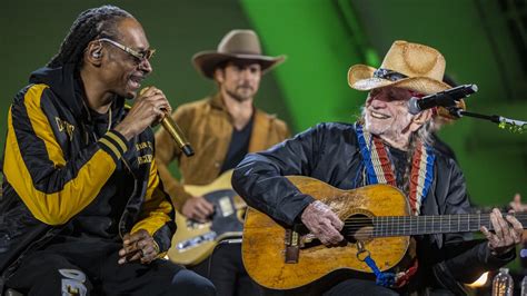 Willie Nelson’s Star-Studded 90th Birthday Concerts Getting Theatrical ...