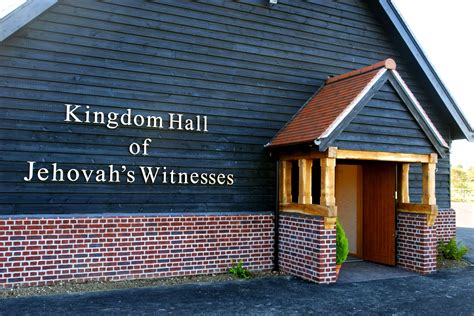 Jehovah's Witnesses Accused of Mishandling Child Sexual Abuse Claims ...