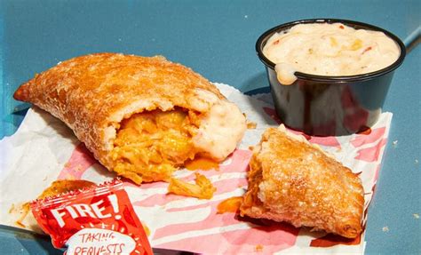 Taco Bell debuts Cheesy Chicken Crispanada at two Knoxville locations